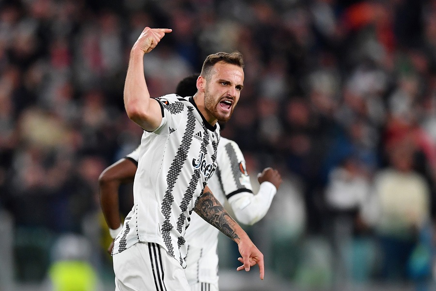 Juventus thoát thua ở bán kết Europa League vào phút bù giờ thứ 7 
