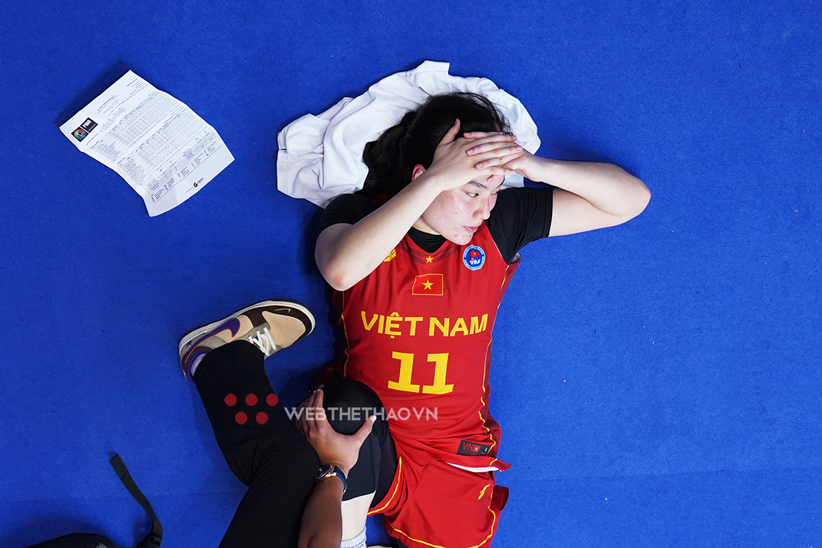 Đội tuyển bóng rổ nữ Việt Nam thất vọng và tiếc nuối sau trận thua Malaysia