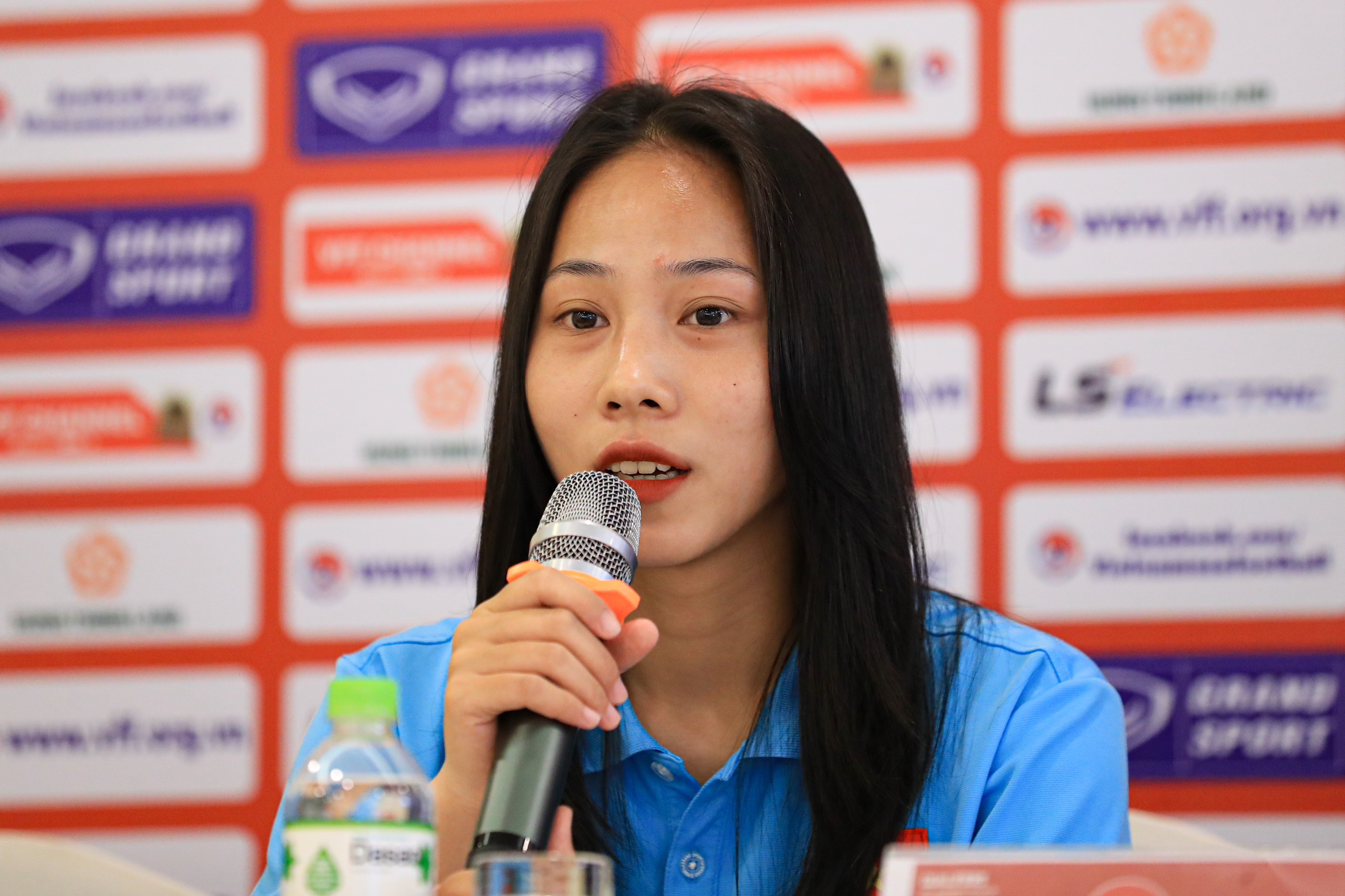 Hotgirl U20 nữ Việt Nam không ngán đối thủ có thể hình vượt trội tại vòng loại giải châu Á