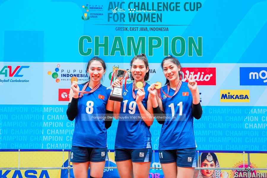 Chuyện ba “ngọc nữ” Quảng Bình đưa bóng chuyền Việt Nam hai lần vô địch châu Á chỉ trong 2 tháng 