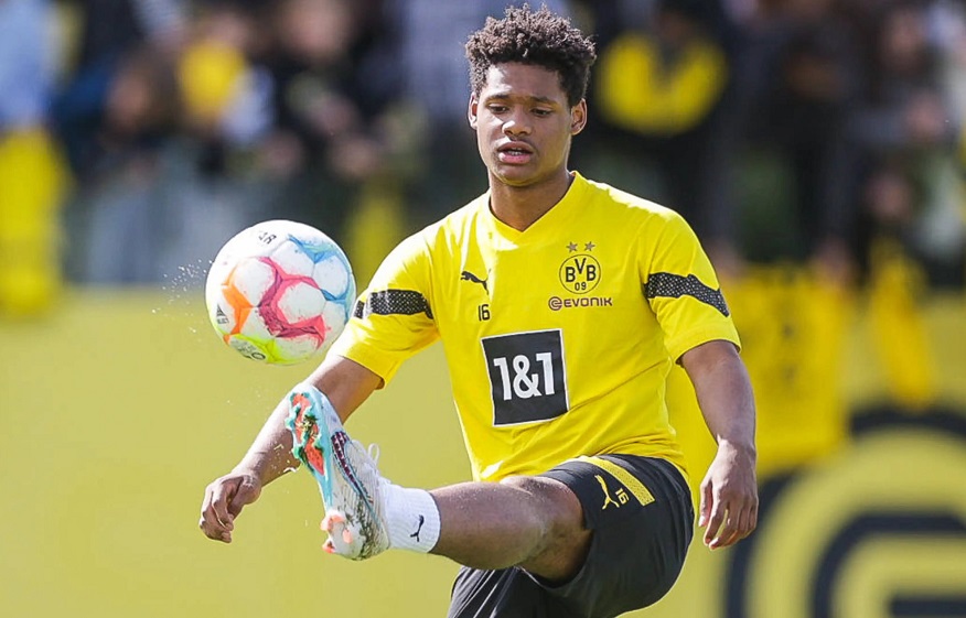 Dortmund Không Ký Lại Với Sancho Vì Tin Vào Cầu Thủ… 17 Tuổi