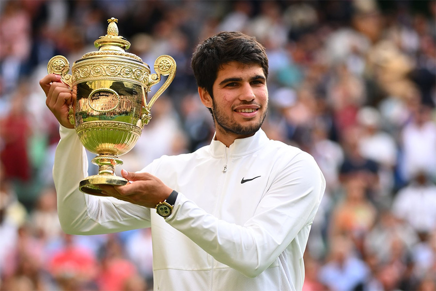 Ngăn Djokovic phá kỷ lục, Carlos Alcaraz trở thành tân vương của Wimbledon