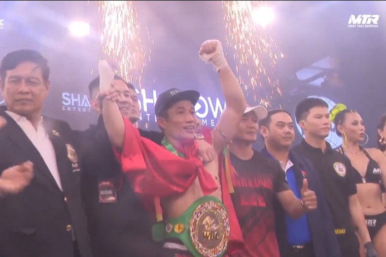 Trương Cao Minh Phát knockout võ sĩ Ma-rốc, lấy đai vô địch WBC Muay Thái quốc tế