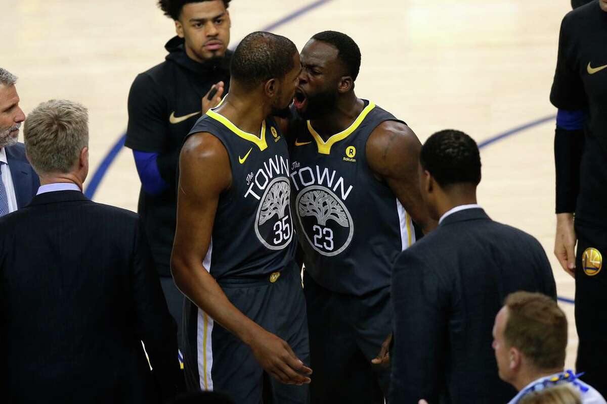 Kevin Durant ám chỉ rời Golden State Warriors vì bị Draymond Green mắng té  tát?