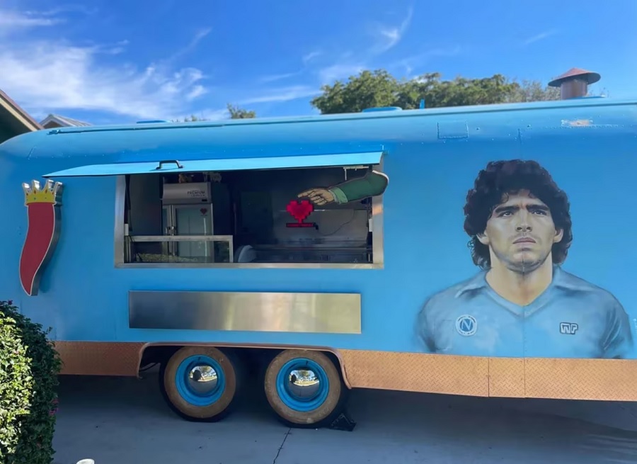 Tiệm bánh pizza Maradona càng thêm gây sốt khi Messi đến Inter Miami