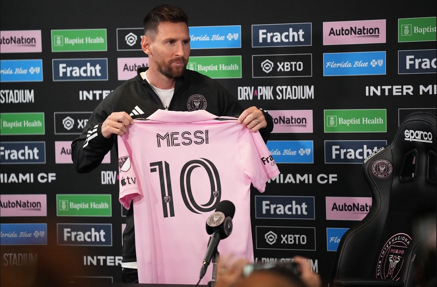 Đoạn video tiết lộ khả năng kỳ lạ của Messi và gây ra tiếng cười trên mạng