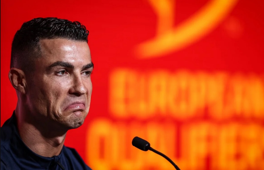 Ronaldo nói gì về Messi sau khi bị loại khỏi cuộc đua Quả bóng vàng 2023?