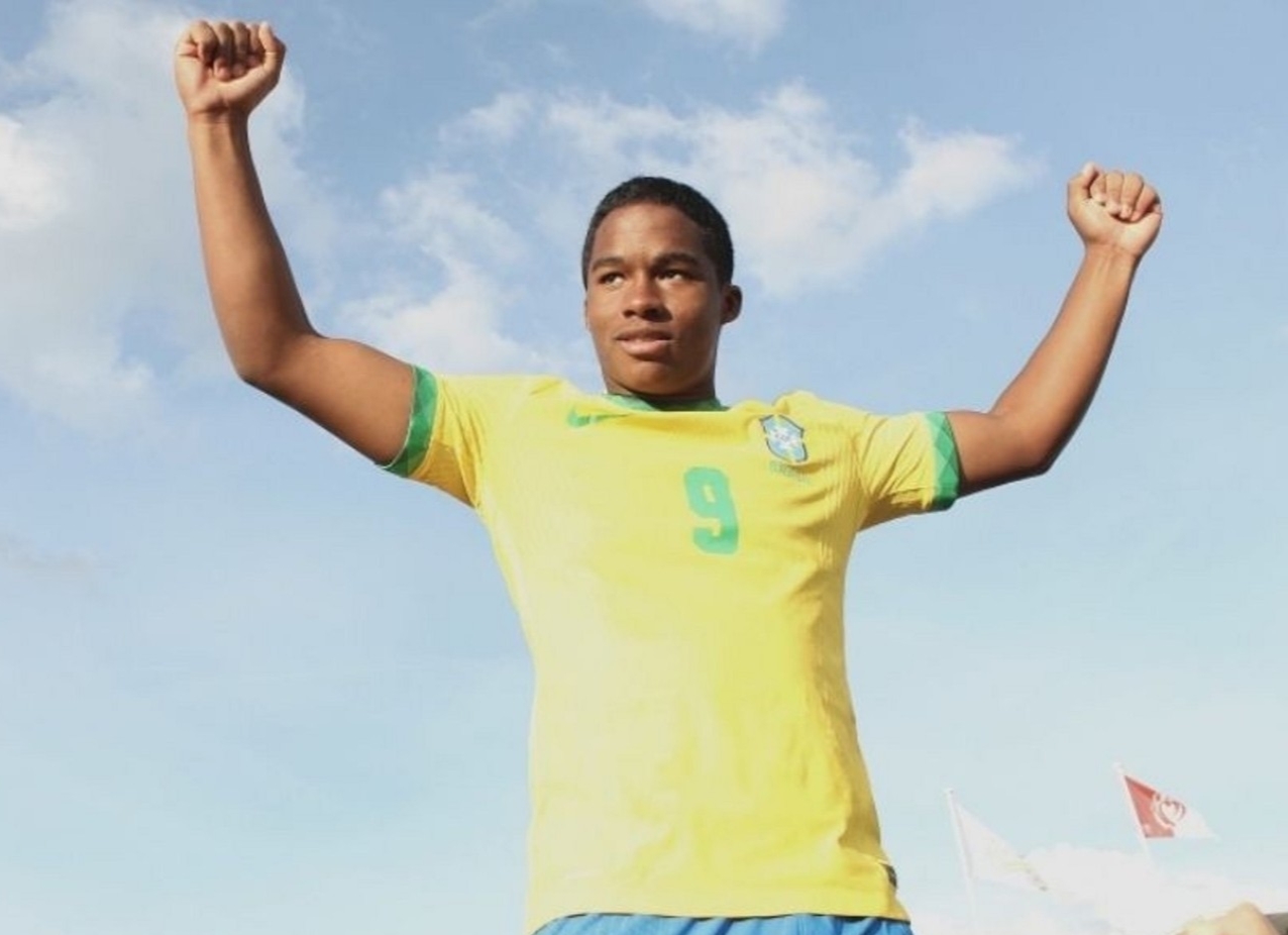 Brazil lần đầu triệu tập thần đồng 17 tuổi cho vòng loại World Cup 2026