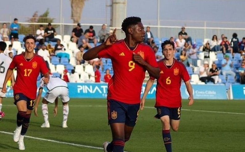 Tuyển Tây Ban Nha tham dự giải U17 thế giới với đội hình trẻ nhất