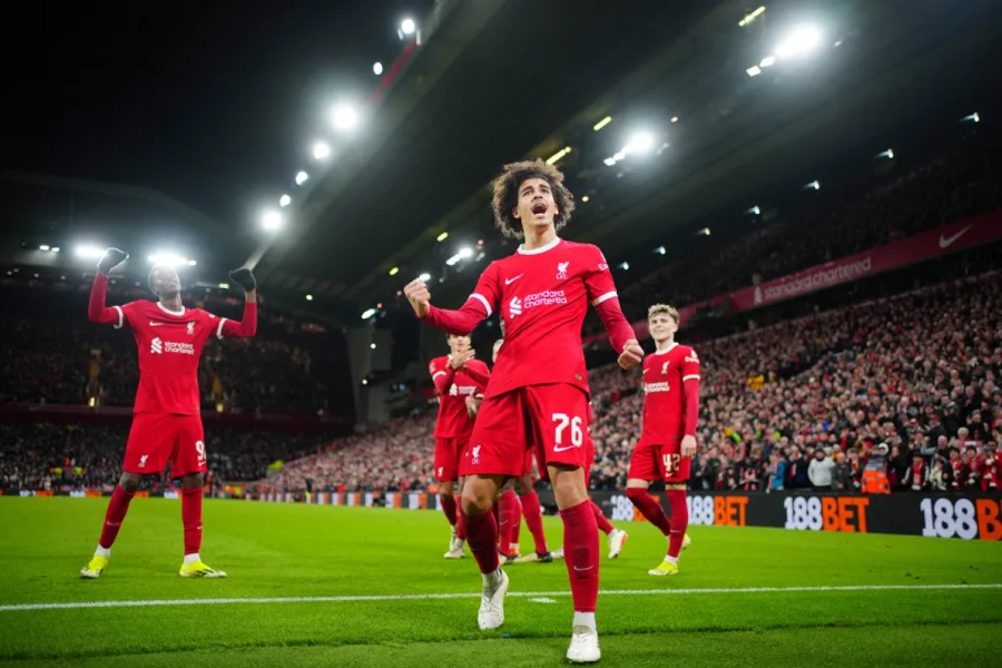 “Những đứa trẻ” giúp Liverpool thẳng tiến vào tứ kết FA Cup