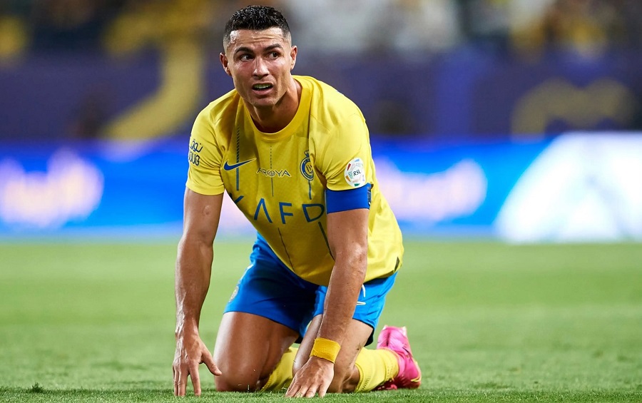 Kết quả Al Nassr vs Al Raed: Ronaldo quá đen đủi và thua đau đớn