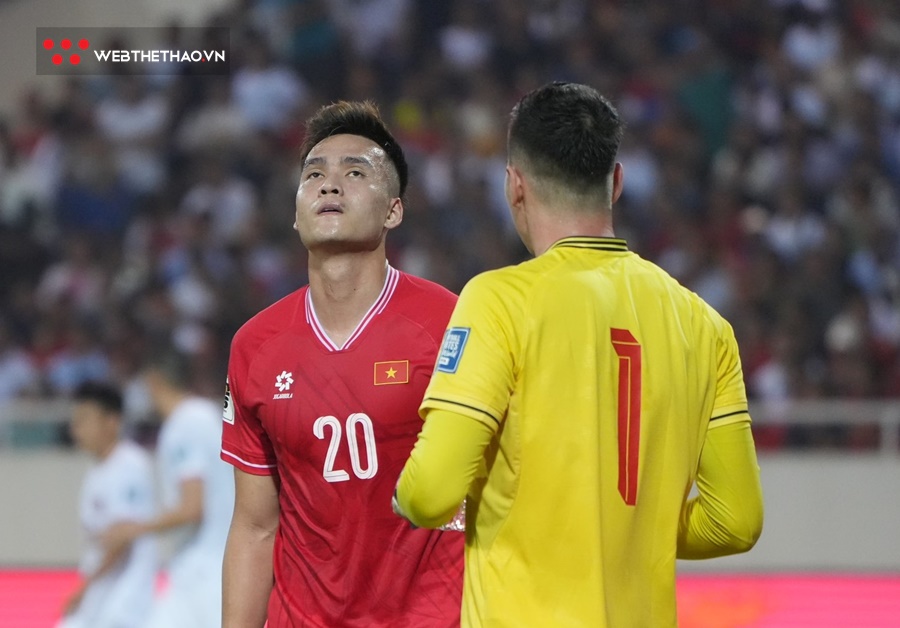 Kết quả Việt Nam 0-3 Indonesia: Thất vọng tột cùng, Troussier!