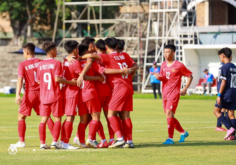 U16 Việt Nam thắng 15-0 ở trận ra quân U16 Đông Nam Á 2024