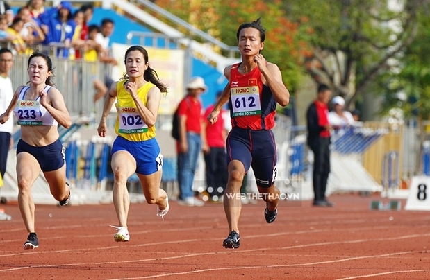 Trần Thị Nhi Yến nhẹ nhàng giành HCV 100m nữ giải Vô địch điền kinh trẻ quốc gia 2024