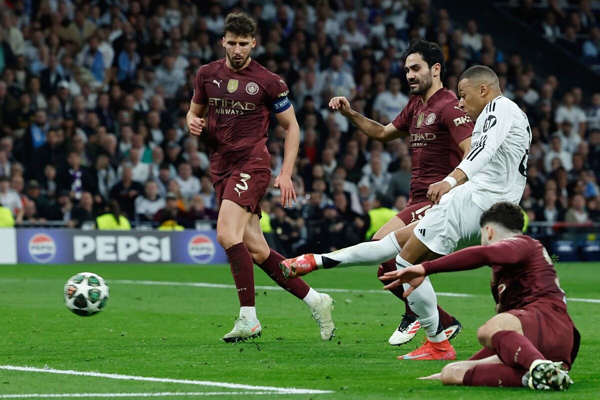 Bốc thăm vòng 1/8 Champions League: Real Madrid sẽ chơi trận derby?