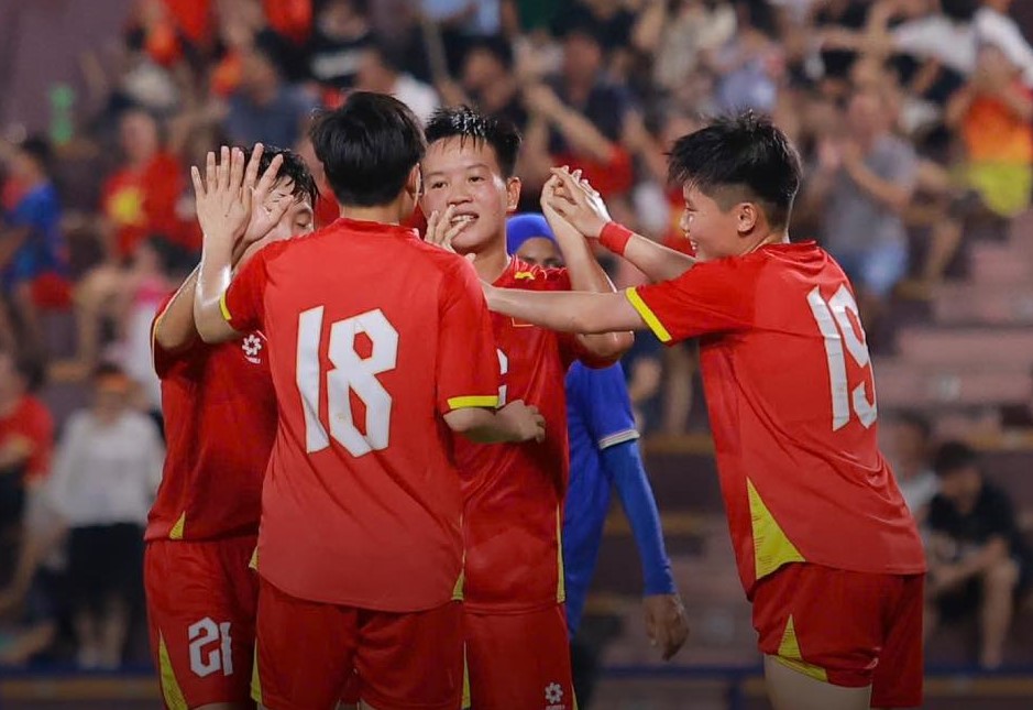 Giải mã đối thủ Tây Á bằng sét tennis, tuyển nữ Việt Nam đặt một chân vào VCK châu Á 2026