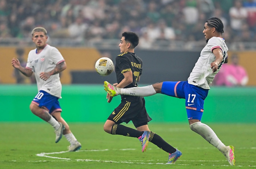 Gilberto Mora, cầu thủ Mexico đã vượt qua Pele và Yamal, mơ ước chơi cho Real Madrid là ai?