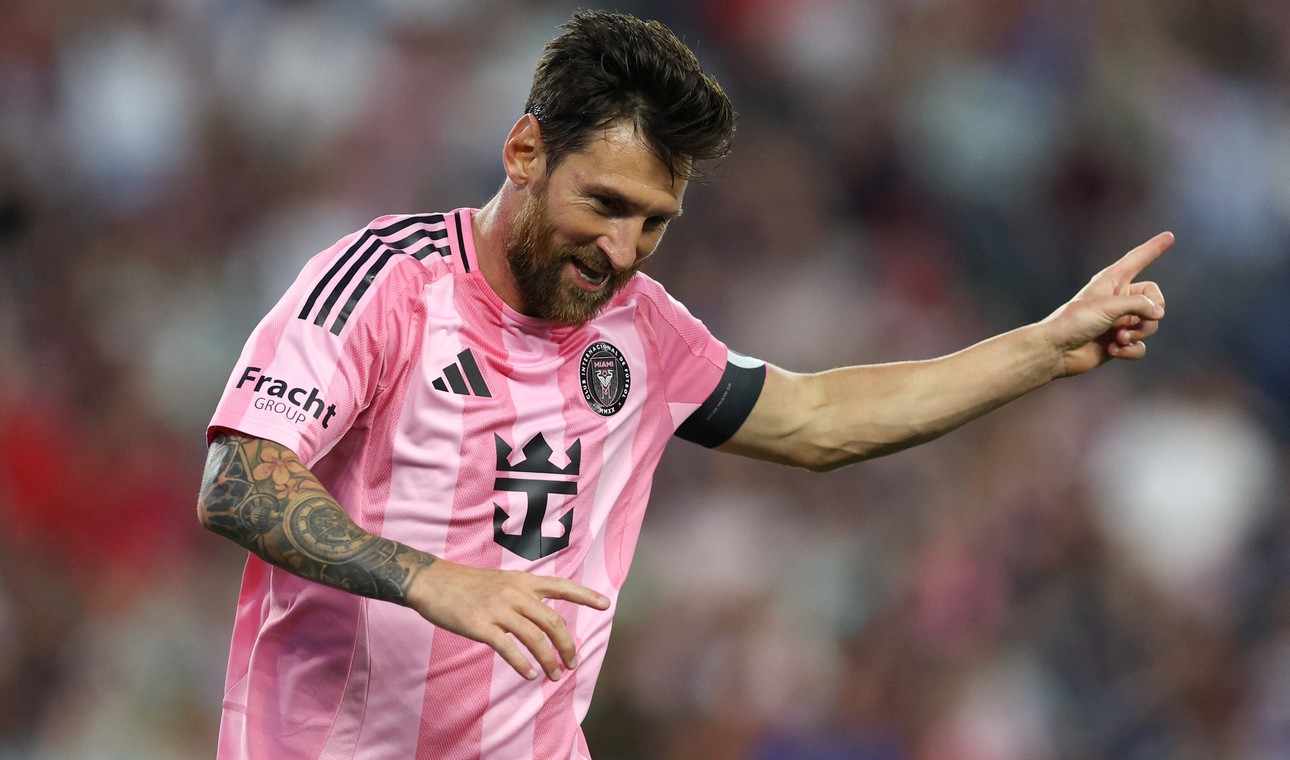 Messi chỉ còn kém 9 bàn để trở thành cầu thủ sút phạt xuất sắc nhất mọi thời đại