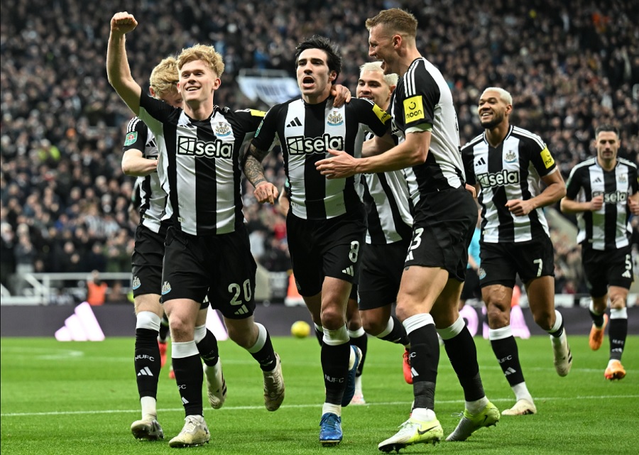 Hall Chiếm Trọn Lòng Tin Huấn Luyện – Sự Trưởng Thành Nhanh Chóng Ấn Tượng