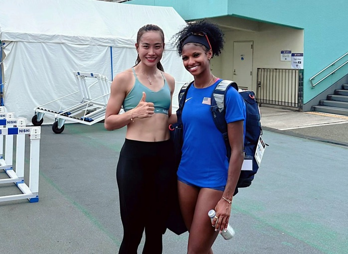 Huỳnh Thị Mỹ Tiên thi đấu cùng đương kim vô địch thế giới trên đường chạy 100m vượt rào 