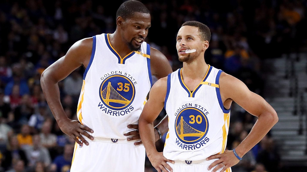 Kevin Durant hé lộ về việc từ chối tái hợp với Stephen Curry và bom tấn chuyển nhượng lịch sử NBA