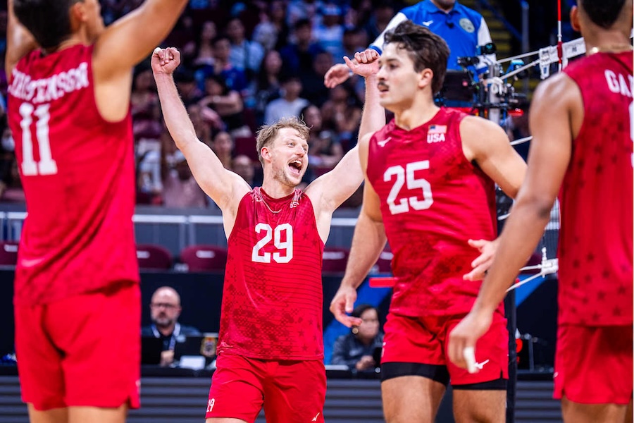 Tứ kết giải bóng chuyền vô địch thế giới: Nghẹt thở chờ đợi bất ngờ