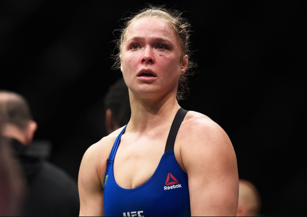 Huyền thoại UFC Ronda Rousey: Fan MMA mau quên đến tàn nhẫn