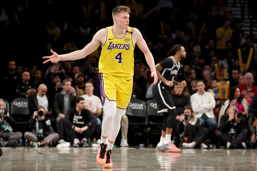 Ký giả thân Los Angeles Lakers chỉ ra 3 cầu thủ có khả năng bị 