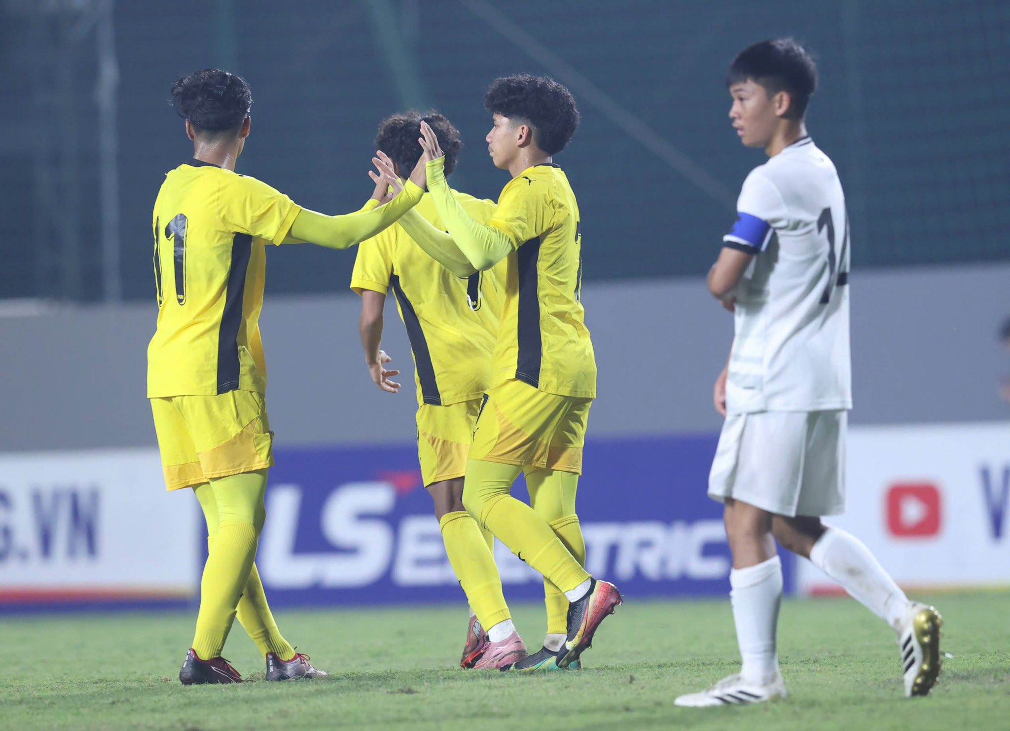 Bảng xếp hạng vòng loại U17 châu Á 2026: Việt Nam vượt mặt Malaysia