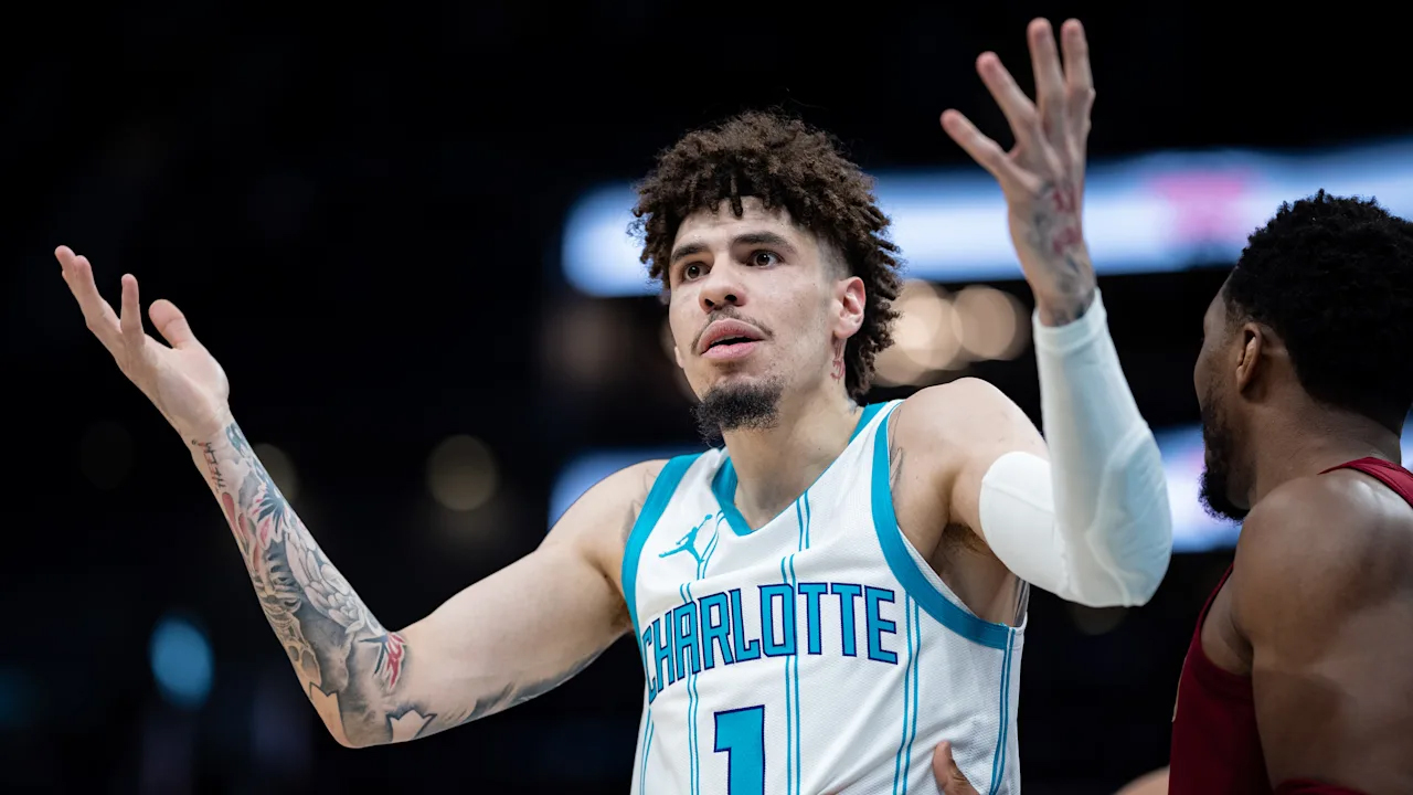 LaMelo Ball bác bỏ tin đồn đòi rời Hornets: 