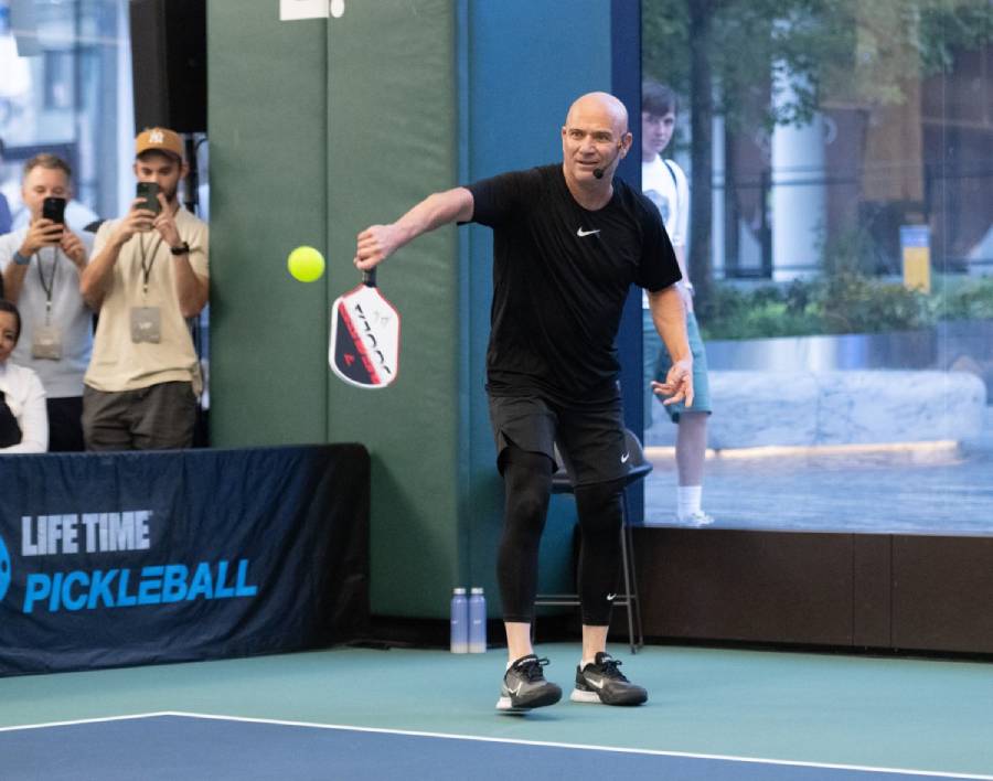 Huyền thoại quần vợt Andre Agassi và cuộc sống mới với pickleball
