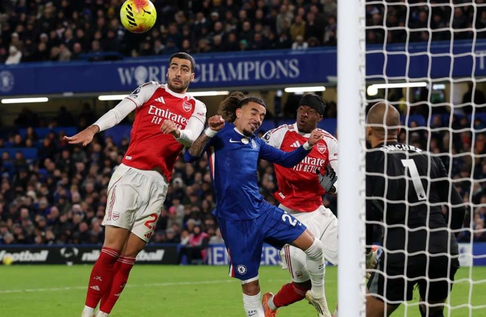 Bảng xếp hạng Ngoại hạng Anh sau khi Arsenal bị chia điểm