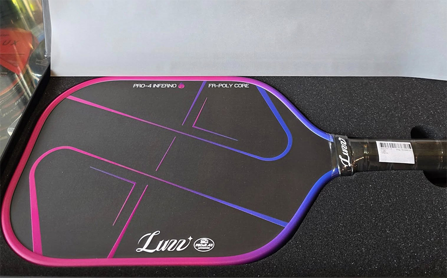 Review vợt pickleball Luzz Pro 4 Inferno: Chất lượng cao với giá cả cạnh tranh