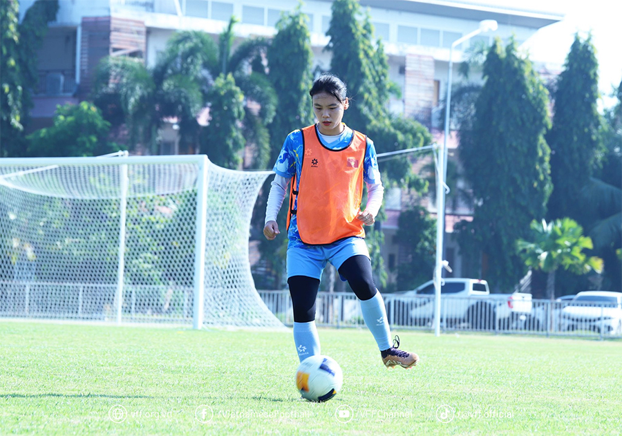 Lần đầu dự SEA Games, Kim Yên thể hiện hiện quyết tâm cùng ĐT bóng đá nữ Việt Nam