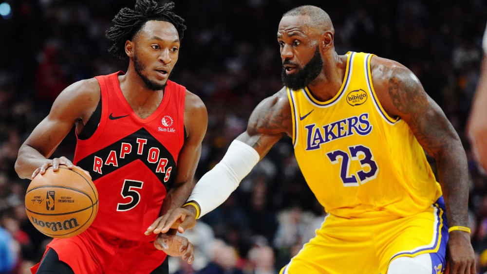 Ba điều từ trận Lakers thắng Raptors: LeBron James chấp nhận hy sinh, Austin Reaves tiệm cận All-Star NBA