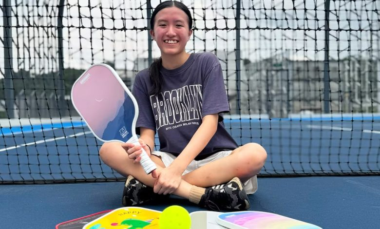 Doanh nhân 13 tuổi Singapore kiếm hơn 40 triệu/tháng nhờ bán vợt pickleball