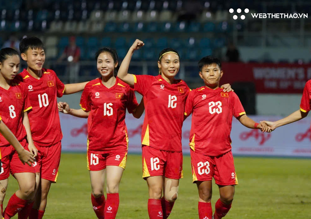 Trực tiếp, tỷ số Việt Nam vs Philippines - B&oacute;ng đ&atilde; nữ SEA Games 33 ng&agrave;y 8/12