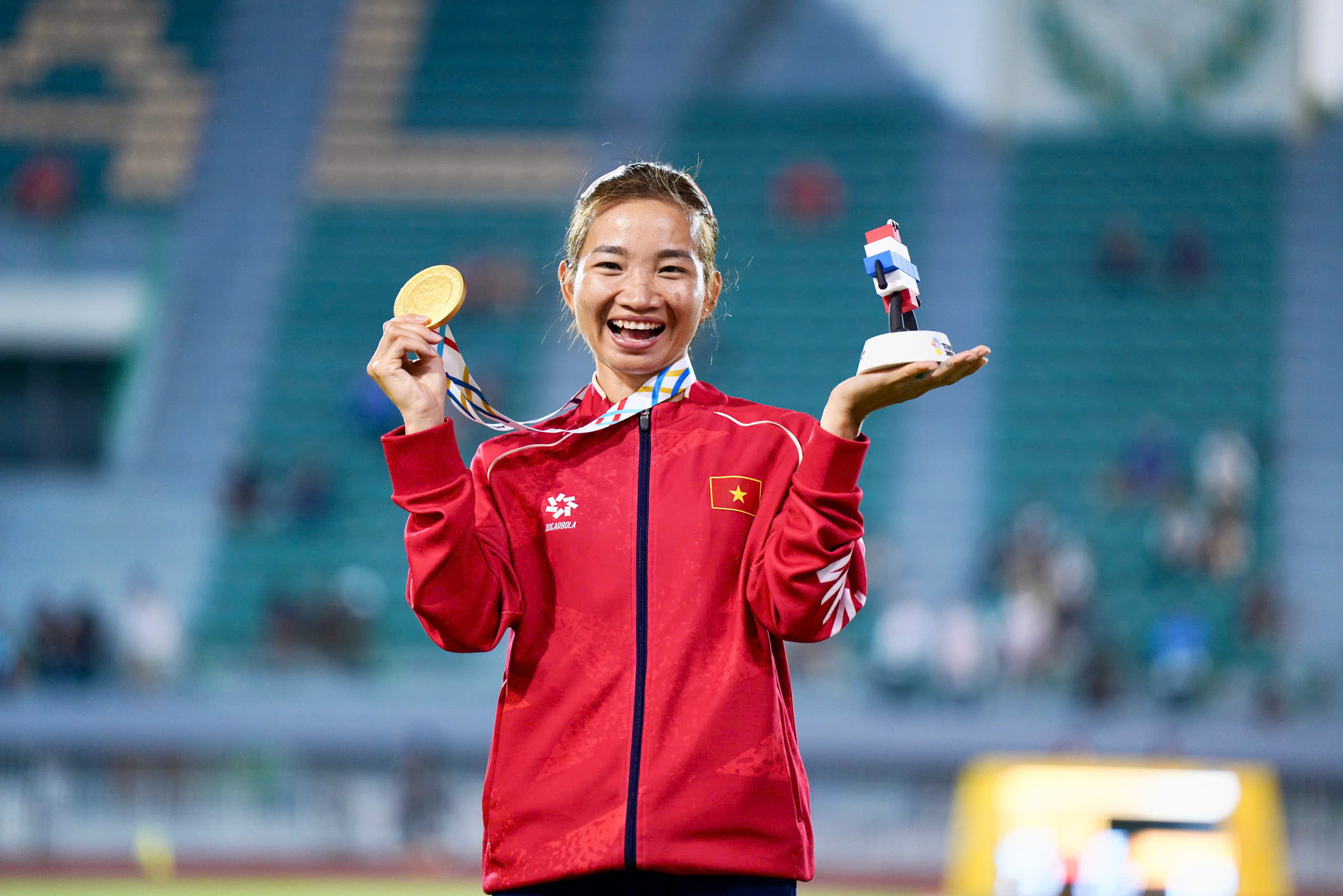 Top VĐV Việt Nam thăng hoa nhất SEA Games 33: Gọi t&ecirc;n Nguyễn Thị Hương, Trịnh Thu Vinh, Nguyễn Thị Oanh 