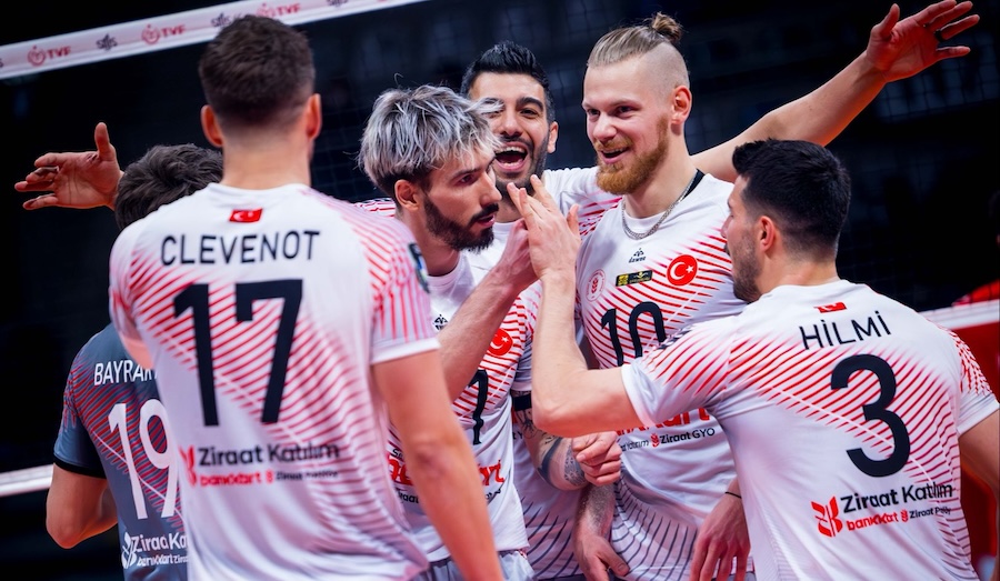 Ziraat Bankkart kh&eacute;p lại năm 2025 bằng một chiến thắng ấn tượng