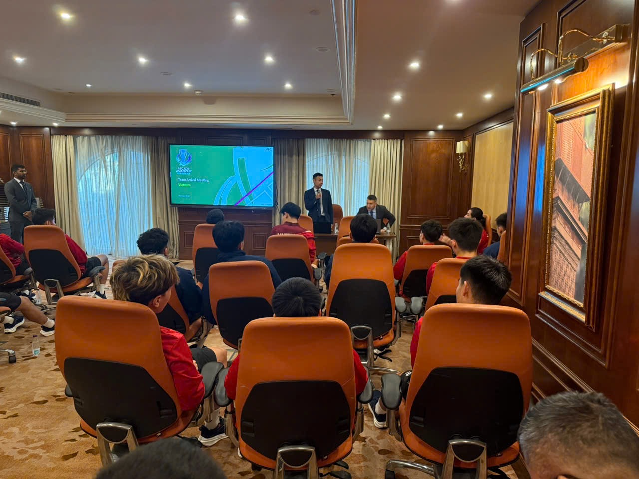 AFC phổ biến VAR đến U23 Việt Nam trước trận ra qu&acirc;n gặp U23 Jordan