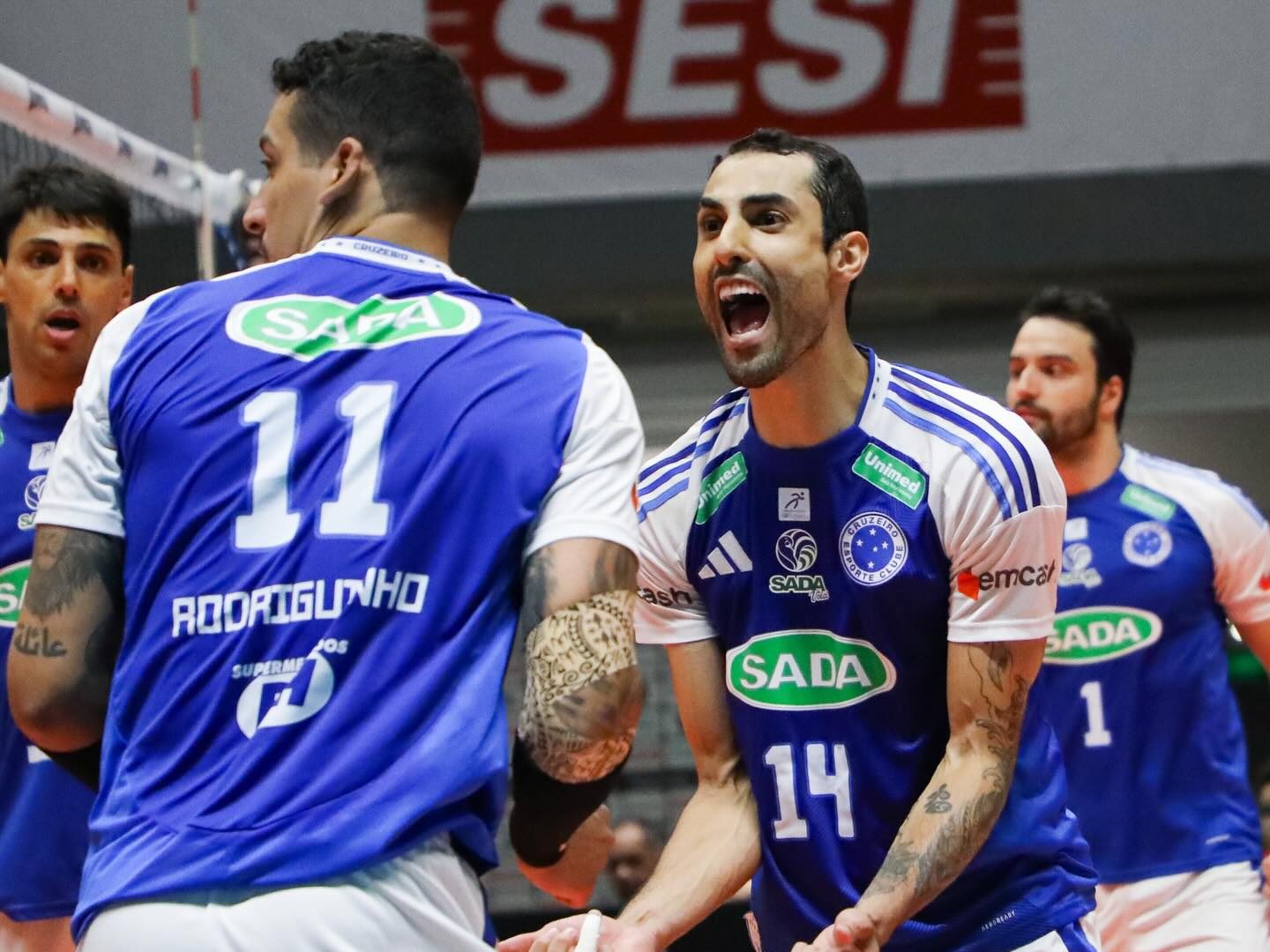 Sada Cruzeiro khẳng định sức mạnh, qu&eacute;t sạch Sesi Bauru 3-0