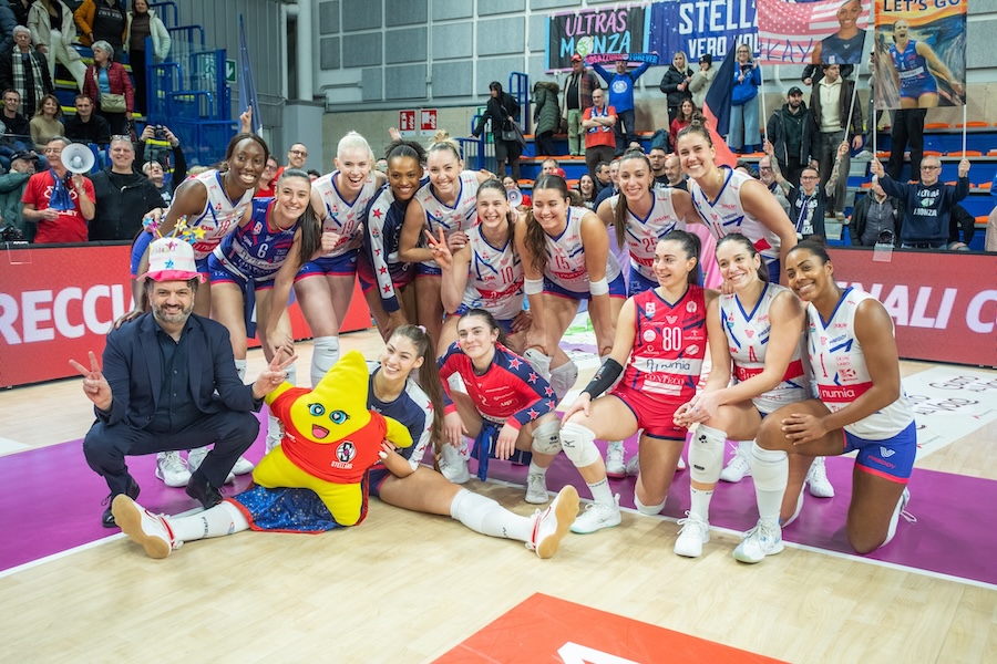 Milano lội ngược d&ograve;ng trước Monviso, k&eacute;o d&agrave;i chuỗi thắng tại Serie A1