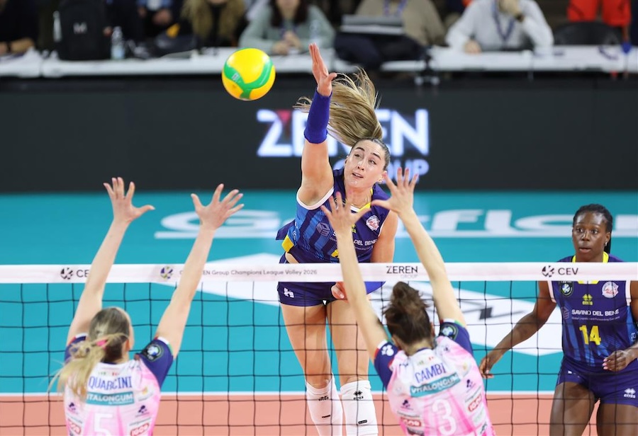 Scandicci loại Novara bằng Scandicci loại Novara bằng