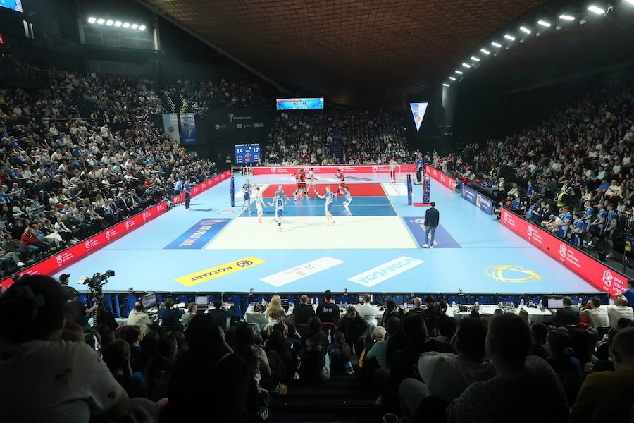 Nh&agrave; v&ocirc; địch gục ng&atilde;, Subotica v&ocirc; địch Si&ecirc;u C&uacute;p Serbia sau 51 năm chờ đợi