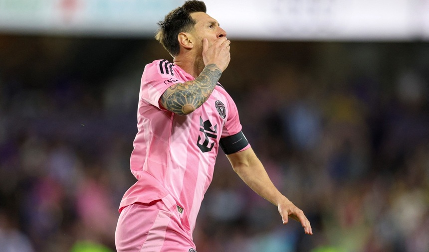 Messi trở th&agrave;nh cầu thủ trẻ nhất v&agrave; nhanh nhất lịch sử b&oacute;ng đ&aacute; đạt 900 b&agrave;n thắng