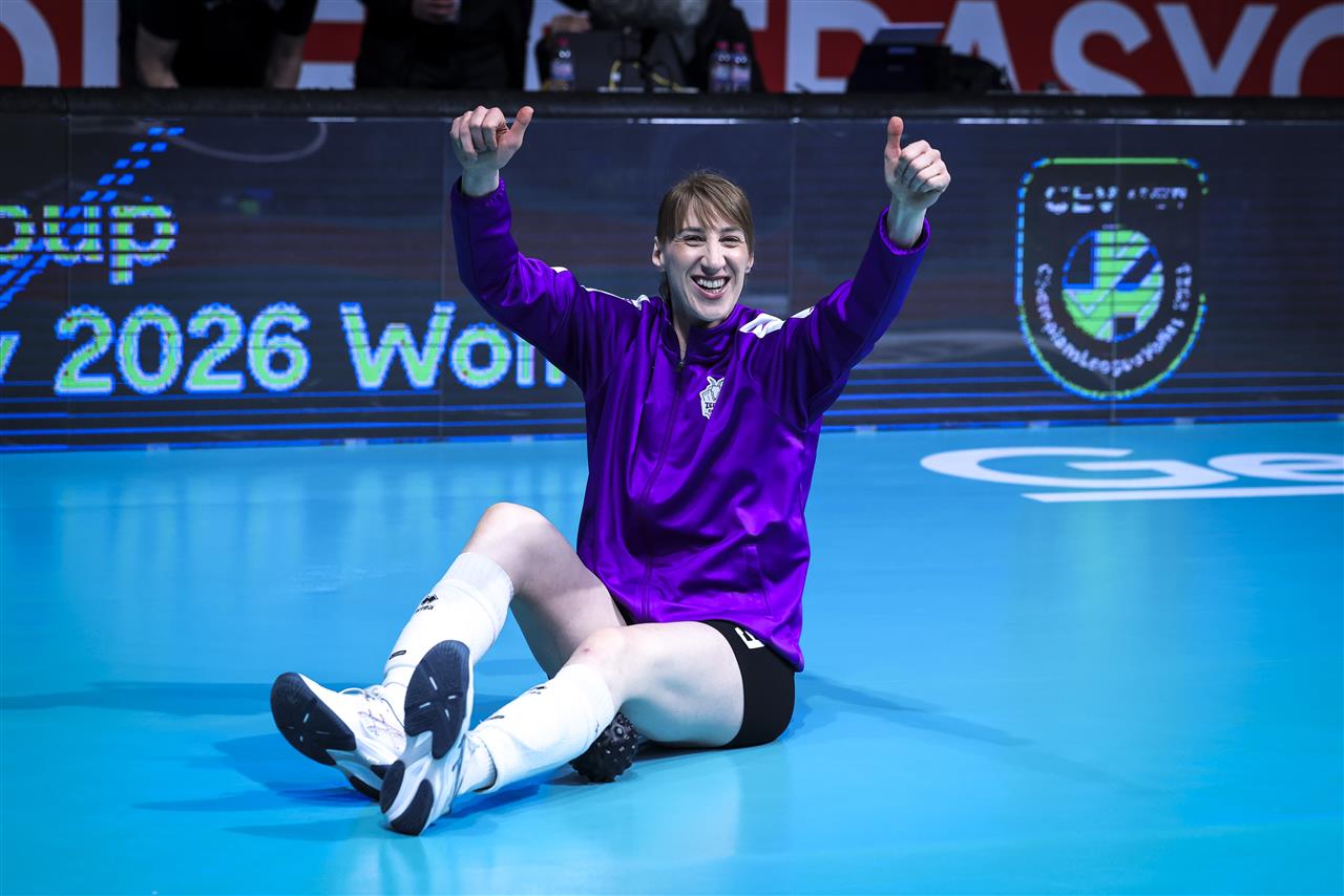 2 ng&ocirc;i sao b&oacute;ng chuyền đ&igrave;nh c&ocirc;ng tại Champions League v&igrave; bị nợ lương