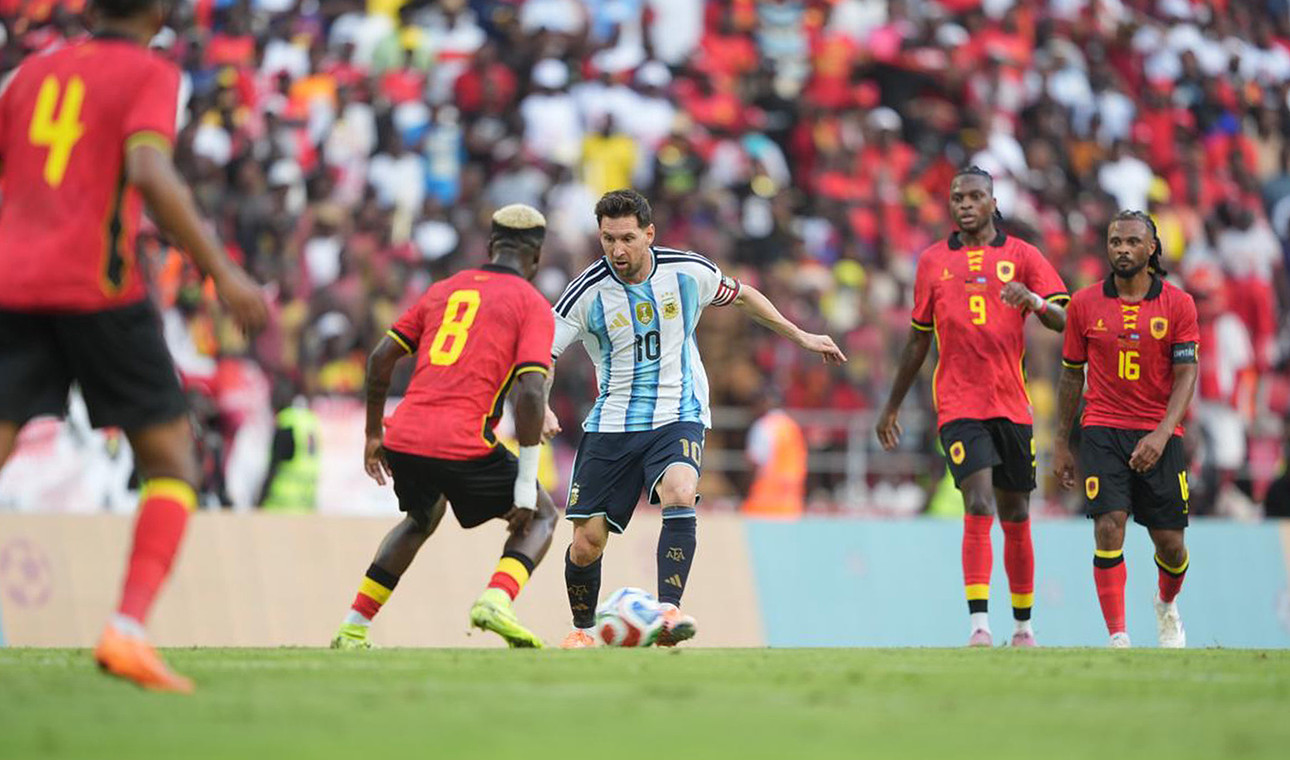 Lịch sử đối đầu của Messi với Argentina trước c&aacute;c đội tuyển ch&acirc;u Phi