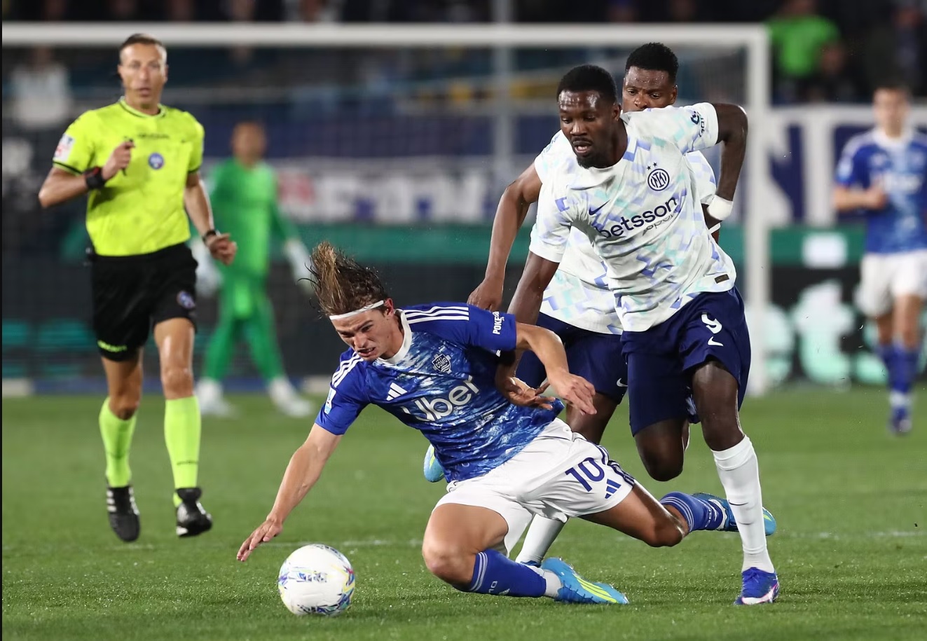 Bảng xếp hạng Serie A mới nhất: Inter Milan tạo khoảng c&aacute;ch 9 điểm