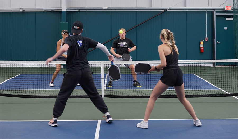 Rally Scoring vs Traditional Scoring: Cuộc chiến định h&igrave;nh tương lai pickleball
