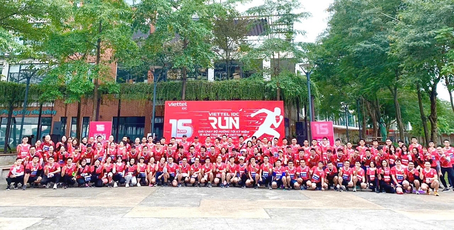 Viettel Runners - Cuộc đổ bộ hùng hậu vào Viettel Marathon 2024